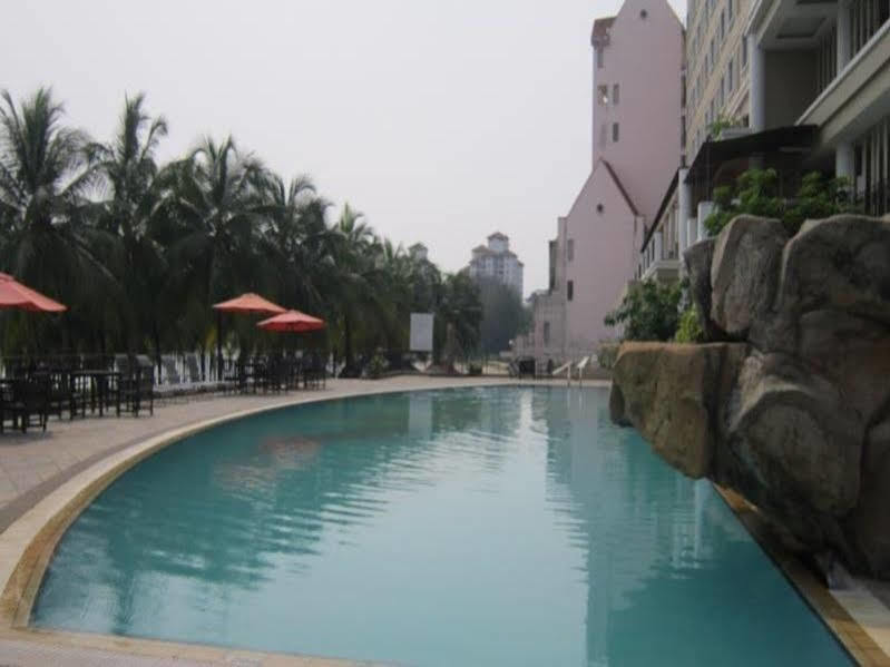 Paradise Lagoon Apartment Port Dickson Esterno foto