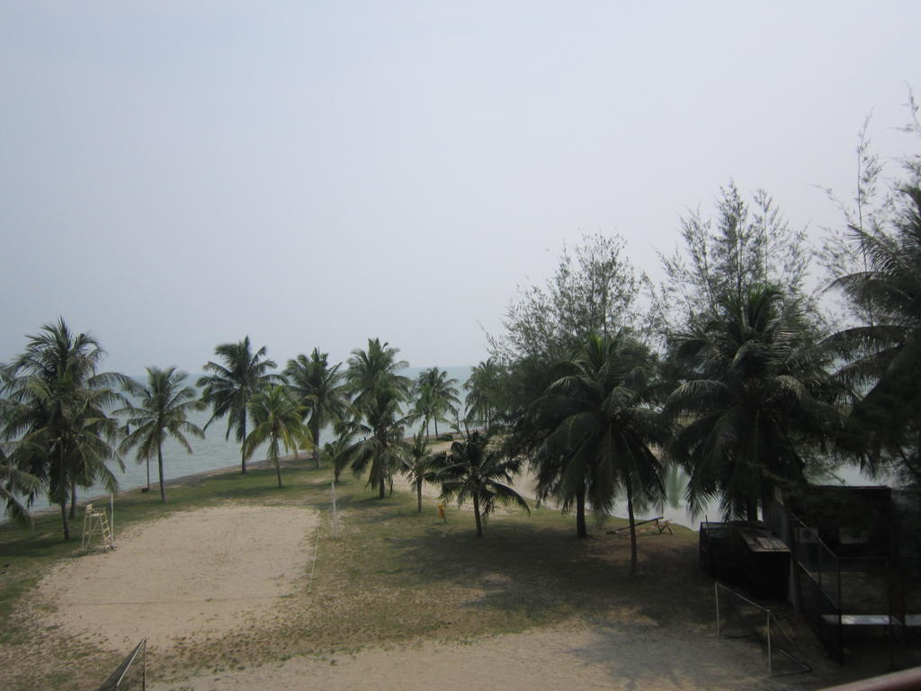 Paradise Lagoon Apartment Port Dickson Esterno foto